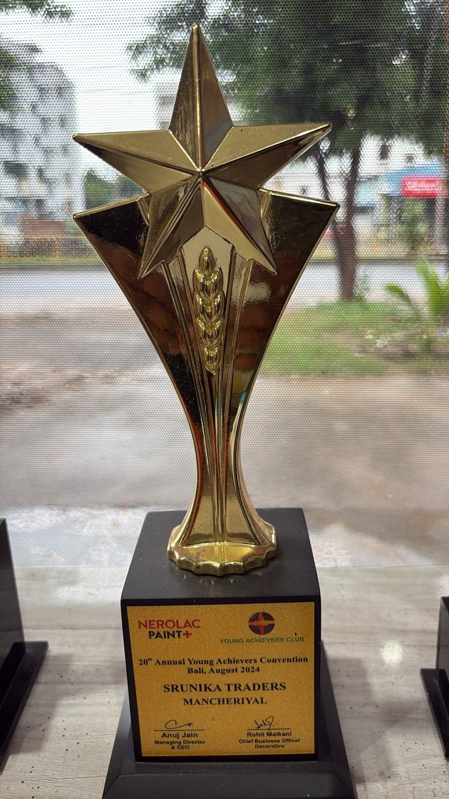 Gold star trophy, Nerolac Young Achievers Club, 20th Annual Young Achievers Convention, Bali, August 2024, Srunika Traders, Mancheriyal
